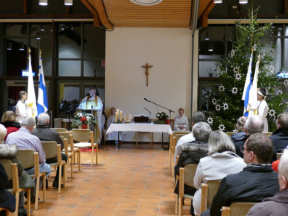 Feierliche Christmette im Haus des Gastes (Foto: Karl-Franz Thiede)